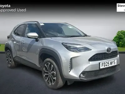 Used Toyota Yaris Hybrid Design 116 HP (85 kW) 2026 Estate