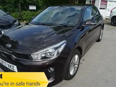 Used Kia Rio 84 HP (61 kW) 2017 Brown Hatchback