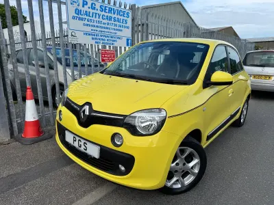 Used Renault Twingo Dynamique 70 HP (51 kW) 2014 Yellow Hatchback