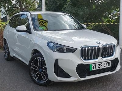 BMW iX1