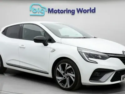 Used Renault Clio RS Line 90 HP (66 kW) 2023 White Hatchback