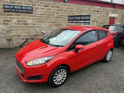 Red Used 2015 Ford Fiesta Style Hatchback | £4,295 (Good price)