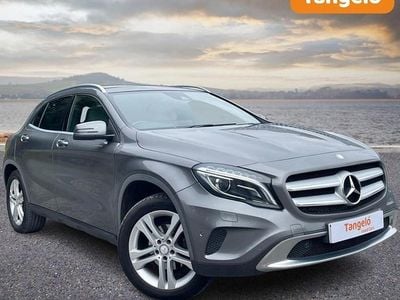 Mercedes GLA220