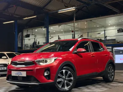 Gebraucht Kia Stonic 113 PS (83 kW) 2019 Rot SUV
