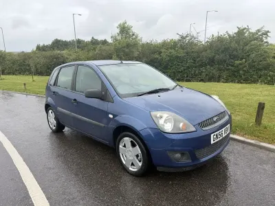 Used Ford Fiesta Zetec 80 HP (58 kW) 2007 Blue Hatchback