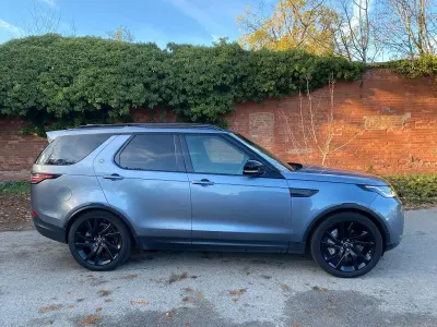 Used Land Rover Discovery 5 HSE 2019 Blue SUV