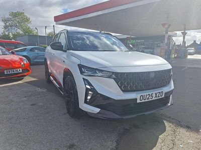 Matte satin pearl white with diamond black roof Used 2025 Renault Austral Techno Esprit Alpine SUV | £28,995 (A bit pricey)