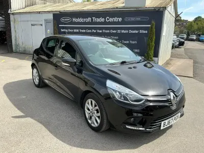 Used Renault Clio Dynamique 88 HP (64 kW) 2017 Black Hatchback