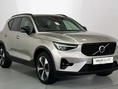 Used Volvo XC40 Ultimate 194 HP (142 kW) 2023 Gold SUV