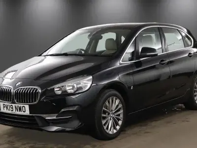 Usado BMW 225 Luxury Line 224 HP (164 kW) 2019 Monovolume
