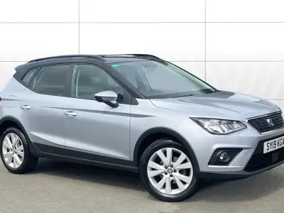 Used Seat Arona SE Technology 116 HP (85 kW) 2019 Silver SUV