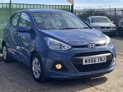 Used Hyundai i10 SE 66 HP (48 kW) 2016 Blue Hatchback