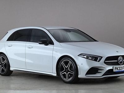 Begagnad Mercedes A180 Executive 136 HK (100 kW) 2022 Vit Halvkombi