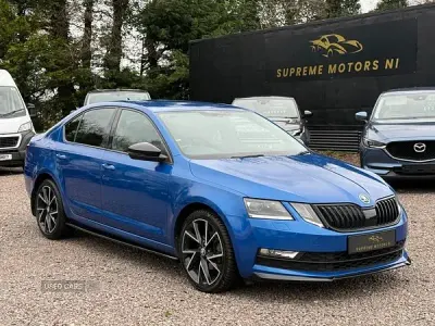Second-hand Skoda Octavia SportLine 150 CP (110 kW) 2020 Albastru Hatchback