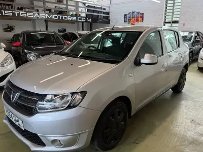 Used Dacia Sandero Lauréate 75 HP (55 kW) 2014