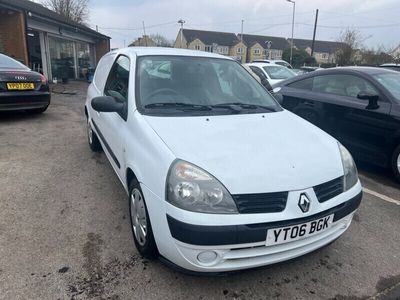 used Renault Clio 2006 SL15dCi 70 Van NO VAT NEW CLUTCH 2 KEYS WHITE