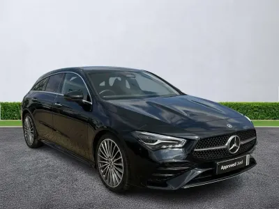 Usado Mercedes CLA220 AMG Line Premium 2025 Preto Sedan