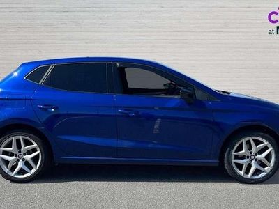 Usado Seat Ibiza FR 110 CV (80 kW) 2021 Azul Utilitario