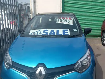 Used Renault Captur Dynamique 90 HP (66 kW) 2016 Blue SUV
