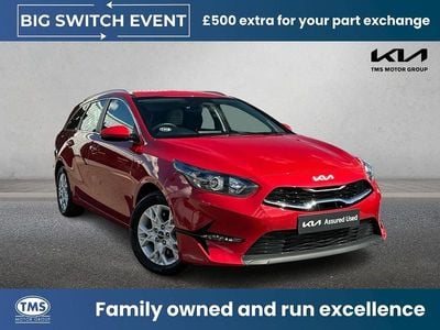 Usado Kia Ceed 138 HP (101 kW) 2025 Vermelho Citadino
