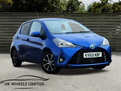 Used Toyota Yaris Hybrid 100 HP (73 kW) 2019