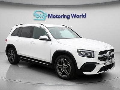 Mercedes GLB220