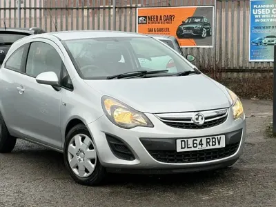 Used Vauxhall Corsa Design Edition 85 HP (62 kW) 2015 Silver Hatchback
