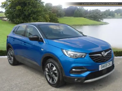 Used Vauxhall Grandland X Sport 130 HP (95 kW) 2019 Blue SUV