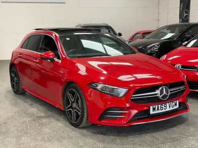 Begagnad Mercedes A35 AMG Premium Plus 2019 Röd Halvkombi