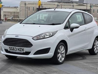 Used Ford Fiesta Style 2014 White Hatchback