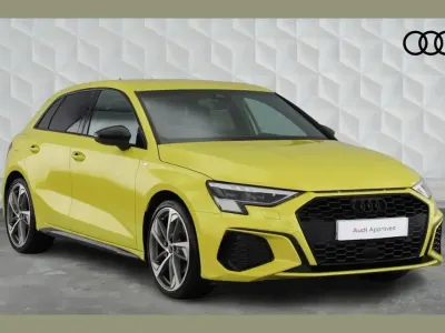 Used Audi A3 Comfort 150 HP (110 kW) 2022 Yellow Sedan
