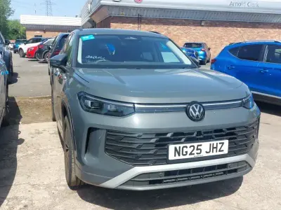 Used VW Tayron Life 150 HP (110 kW) 2025 Grey SUV