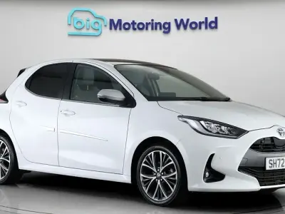 Begagnad Toyota Yaris Hybrid 116 HK (85 kW) 2025 Halvkombi