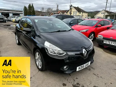Used Renault Clio Dynamique 90 HP (66 kW) 2015 Black Hatchback