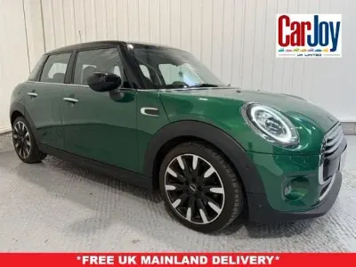 Used Mini Cooper Comfort 136 HP (100 kW) 2019 Green Hatchback
