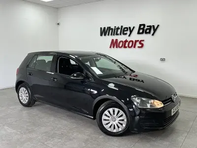 Used VW Golf VII S 105 HP (77 kW) 2014 Black Hatchback