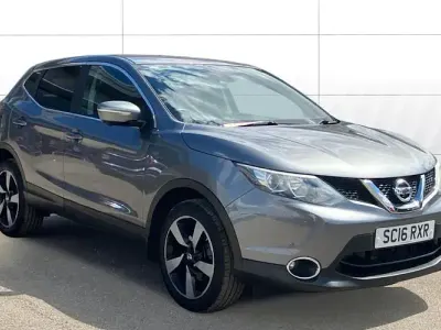 Used Nissan Qashqai N-Connecta 116 HP (85 kW) 2016 Grey SUV