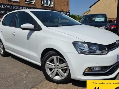 Used VW Polo Match 90 HP (66 kW) 2016 White Hatchback