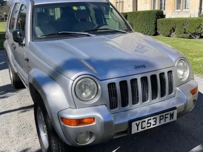 Begagnad Jeep Cherokee Sport 2017 Silver SUV