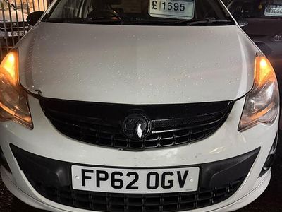 Used Vauxhall Corsa Edition 2012 White Hatchback