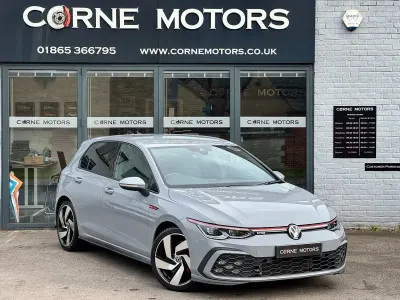 Begagnad VW Golf VIII GTI 245 HK (180 kW) 2022 Grå Halvkombi