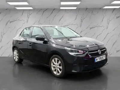 Begagnad Vauxhall Corsa Design Edition 75 HK (55 kW) 2023 Svart Halvkombi
