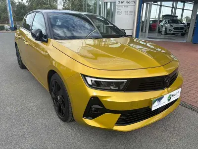Used Vauxhall Astra 2023 Yellow/black Hatchback