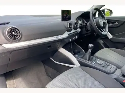 Usado Audi Q2 Design 116 CV (85 kW) 2020 Negro SUV