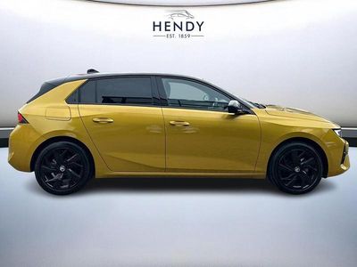 Used Vauxhall Astra S 128 HP (94 kW) 2024 Yellow Hatchback