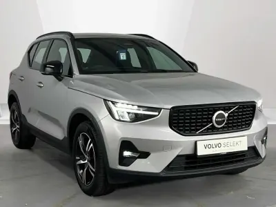 Used Volvo XC40 Plus 161 HP (118 kW) 2022 Silver SUV