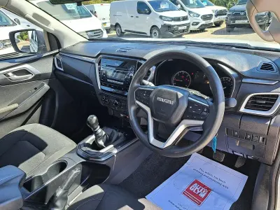 Used Isuzu D-Max 162 HP (119 kW) 2023 White Pickup