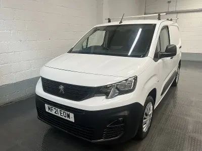 Used Peugeot Partner 2021 White MPV