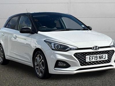Used Hyundai i20 101 HP (74 kW) 2019 White Hatchback