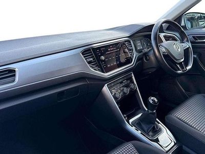 Usado VW T-Roc Active 110 HP (80 kW) 2021 Branco SUV